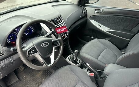 Hyundai Solaris II рестайлинг, 2011 год, 599 000 рублей, 13 фотография