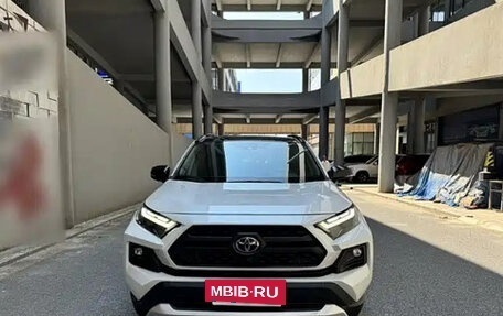 Toyota RAV4, 2022 год, 2 159 047 рублей, 2 фотография