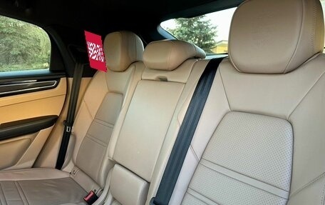 Porsche Cayenne III, 2019 год, 7 070 000 рублей, 18 фотография