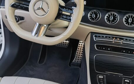 Mercedes-Benz E-Класс, 2021 год, 5 890 000 рублей, 7 фотография