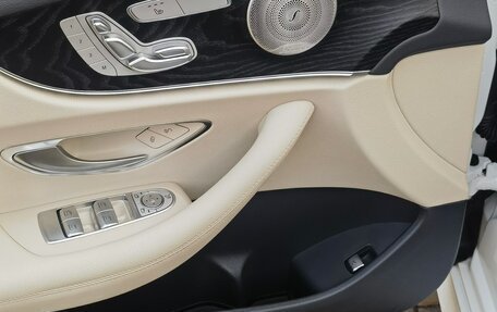 Mercedes-Benz E-Класс, 2021 год, 5 890 000 рублей, 10 фотография