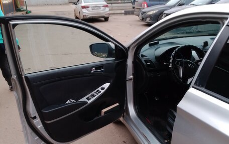 Hyundai Solaris II рестайлинг, 2014 год, 399 000 рублей, 7 фотография