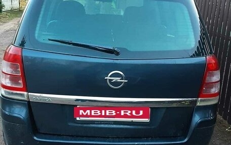 Opel Zafira B, 2008 год, 370 000 рублей, 2 фотография