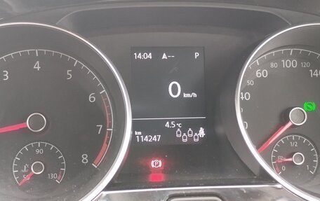 Volkswagen Touran III, 2017 год, 1 500 000 рублей, 7 фотография