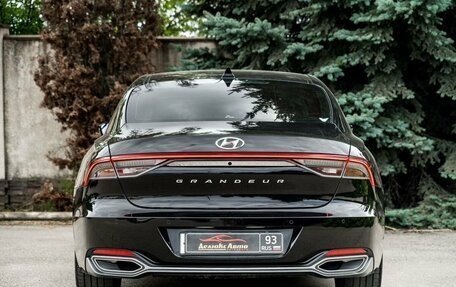 Hyundai Grandeur, 2021 год, 3 600 000 рублей, 15 фотография