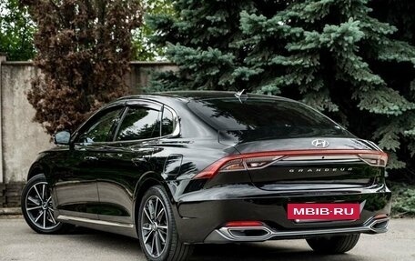Hyundai Grandeur, 2021 год, 3 600 000 рублей, 14 фотография