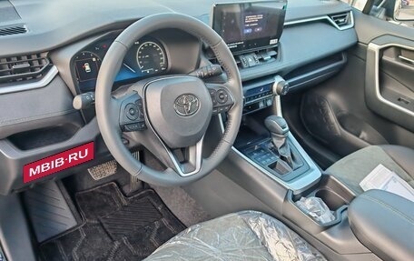 Toyota RAV4, 2025 год, 3 820 000 рублей, 8 фотография