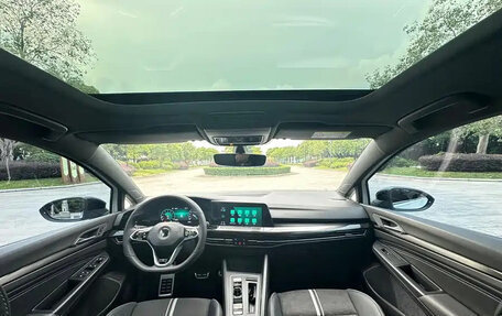 Volkswagen Golf VIII, 2021 год, 1 325 000 рублей, 16 фотография