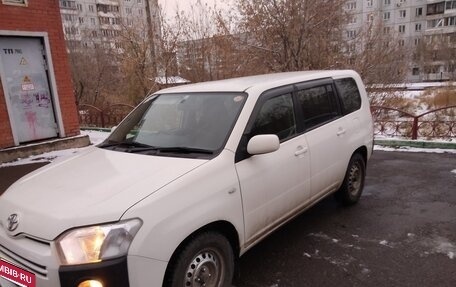 Toyota Probox I, 2019 год, 900 000 рублей, 3 фотография