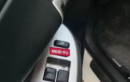 Toyota Corolla, 2012 год, 900 000 рублей, 4 фотография