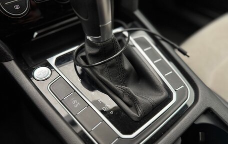 Volkswagen Passat B8 рестайлинг, 2018 год, 3 000 000 рублей, 13 фотография