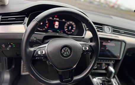 Volkswagen Passat B8 рестайлинг, 2018 год, 3 000 000 рублей, 15 фотография