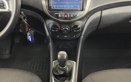 Hyundai Solaris II рестайлинг, 2012 год, 760 000 рублей, 14 фотография