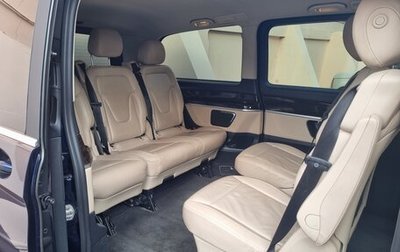 Mercedes-Benz V-Класс, 2015 год, 4 000 000 рублей, 1 фотография