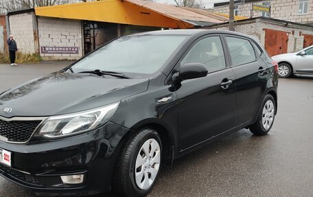 KIA Rio III рестайлинг, 2017 год, 950 000 рублей, 2 фотография