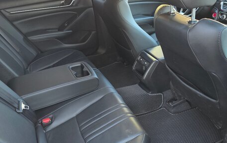 Honda Accord IX рестайлинг, 2022 год, 2 600 000 рублей, 8 фотография