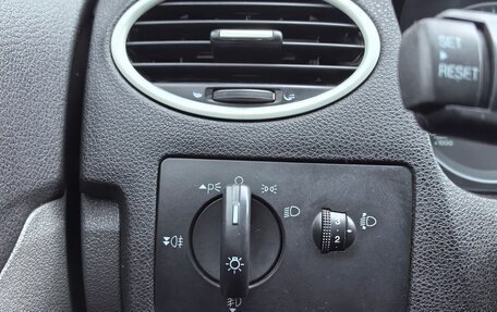 Ford Focus II рестайлинг, 2006 год, 399 000 рублей, 22 фотография