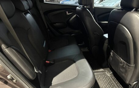 Hyundai ix35 I рестайлинг, 2011 год, 1 330 000 рублей, 24 фотография