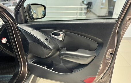 Hyundai ix35 I рестайлинг, 2011 год, 1 330 000 рублей, 26 фотография