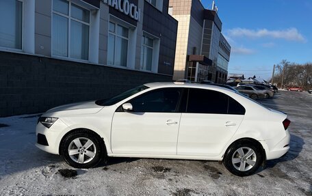 Skoda Rapid II, 2021 год, 1 000 000 рублей, 2 фотография