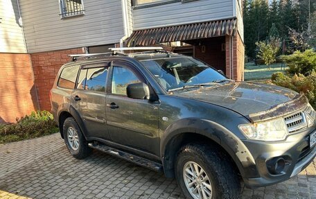 Mitsubishi Pajero Sport II рестайлинг, 2013 год, 1 600 000 рублей, 5 фотография