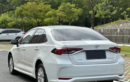 Toyota Corolla, 2022 год, 1 665 000 рублей, 6 фотография