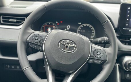 Toyota RAV4, 2025 год, 3 950 000 рублей, 12 фотография