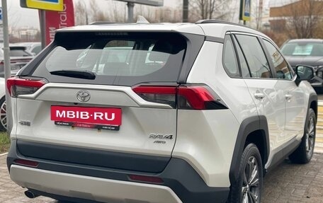 Toyota RAV4, 2025 год, 3 950 000 рублей, 5 фотография