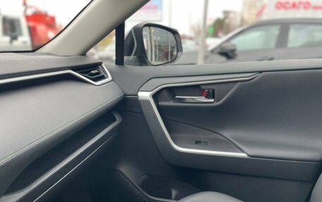 Toyota RAV4, 2025 год, 3 950 000 рублей, 19 фотография