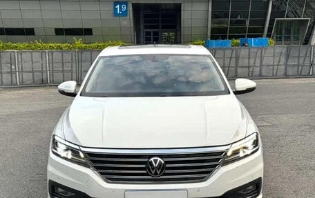 Volkswagen Jetta VII, 2021 год, 2 100 000 рублей, 2 фотография