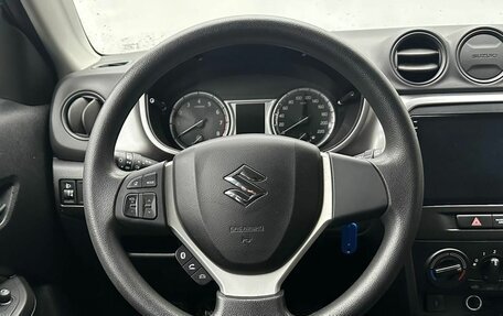 Suzuki Vitara II рестайлинг, 2021 год, 2 370 000 рублей, 12 фотография