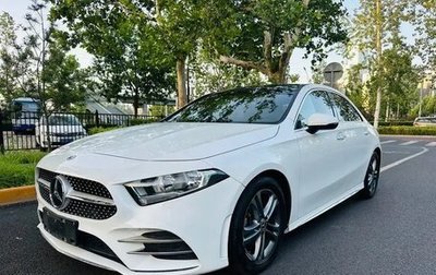 Mercedes-Benz A-Класс, 2022 год, 2 100 000 рублей, 1 фотография