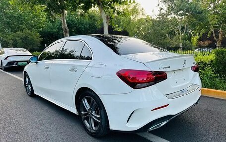 Mercedes-Benz A-Класс, 2022 год, 2 100 000 рублей, 6 фотография