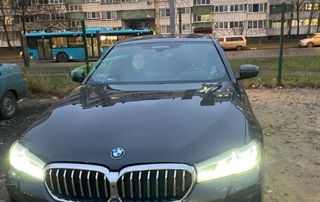 BMW 5 серия, 2021 год, 4 950 000 рублей, 1 фотография
