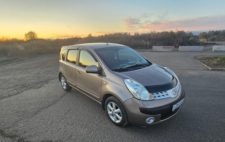 Nissan Note II рестайлинг, 2007 год, 670 000 рублей, 2 фотография