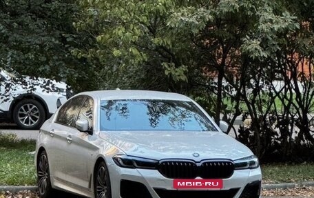 BMW 5 серия, 2017 год, 3 700 000 рублей, 8 фотография