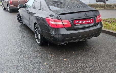 Mercedes-Benz E-Класс, 2009 год, 1 200 000 рублей, 4 фотография