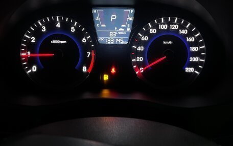 Hyundai Solaris II рестайлинг, 2011 год, 620 000 рублей, 8 фотография