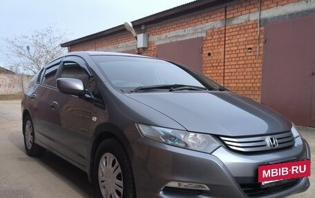 Honda Insight II рестайлинг, 2010 год, 740 000 рублей, 2 фотография