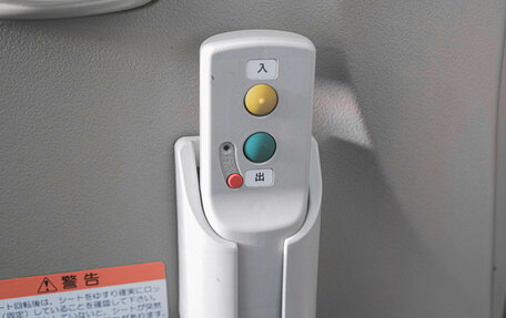 Nissan Otti II, 2011 год, 549 000 рублей, 22 фотография