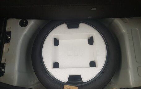 Toyota Yaris, 2021 год, 1 230 000 рублей, 16 фотография