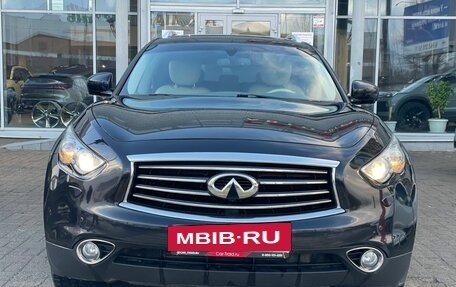 Infiniti QX70, 2014 год, 2 420 000 рублей, 3 фотография