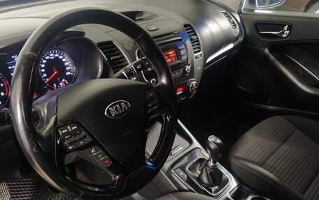 KIA Cerato IV, 2018 год, 1 400 000 рублей, 13 фотография