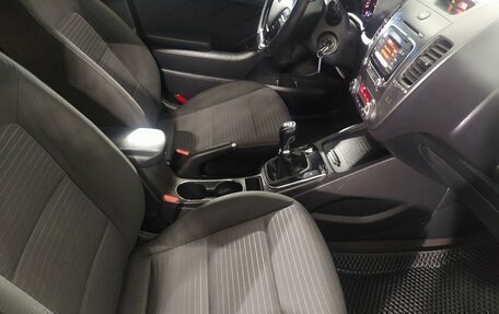 KIA Cerato IV, 2018 год, 1 400 000 рублей, 9 фотография