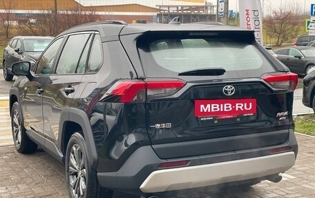 Toyota RAV4, 2025 год, 3 950 000 рублей, 7 фотография