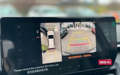 Toyota RAV4, 2025 год, 3 950 000 рублей, 21 фотография