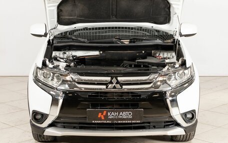 Mitsubishi Outlander III рестайлинг 3, 2015 год, 1 270 000 рублей, 11 фотография