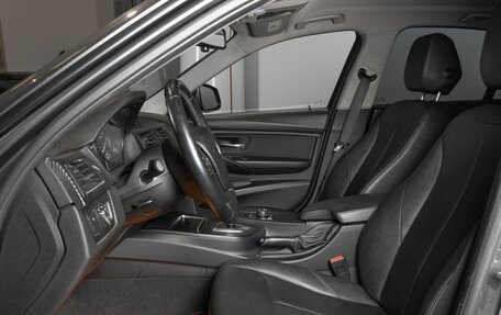 BMW 3 серия, 2018 год, 2 150 000 рублей, 15 фотография