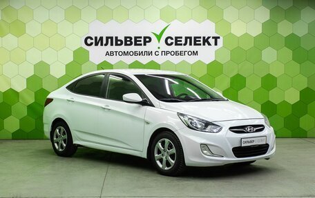 Hyundai Solaris II рестайлинг, 2011 год, 650 000 рублей, 5 фотография