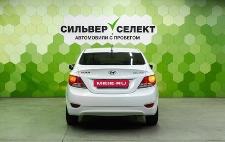 Hyundai Solaris II рестайлинг, 2011 год, 650 000 рублей, 4 фотография